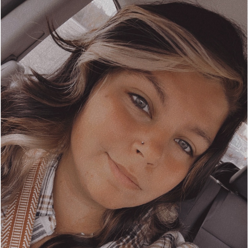 Meet your Posher, Marissa